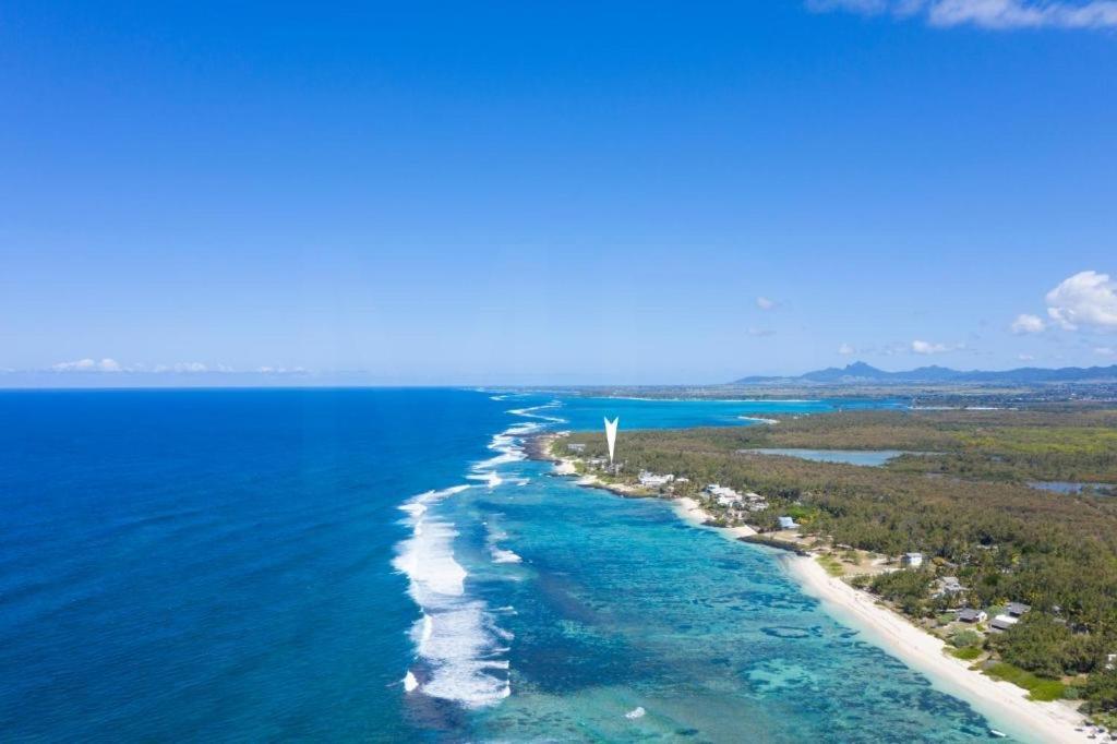 Eastern Blue Beachfront Luxury Apartment Poste Lafayette Extérieur photo
