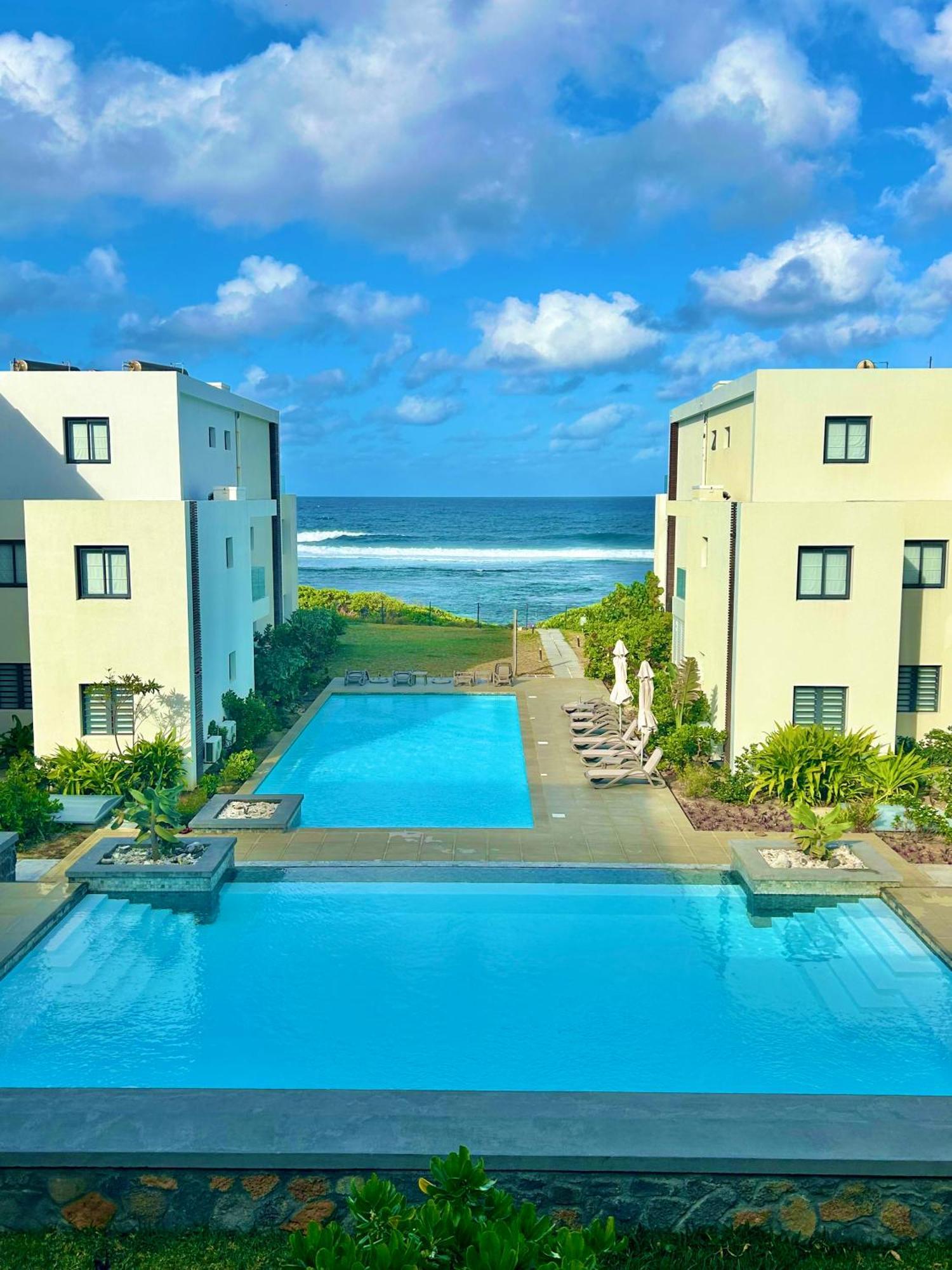 Eastern Blue Beachfront Luxury Apartment Poste Lafayette Extérieur photo
